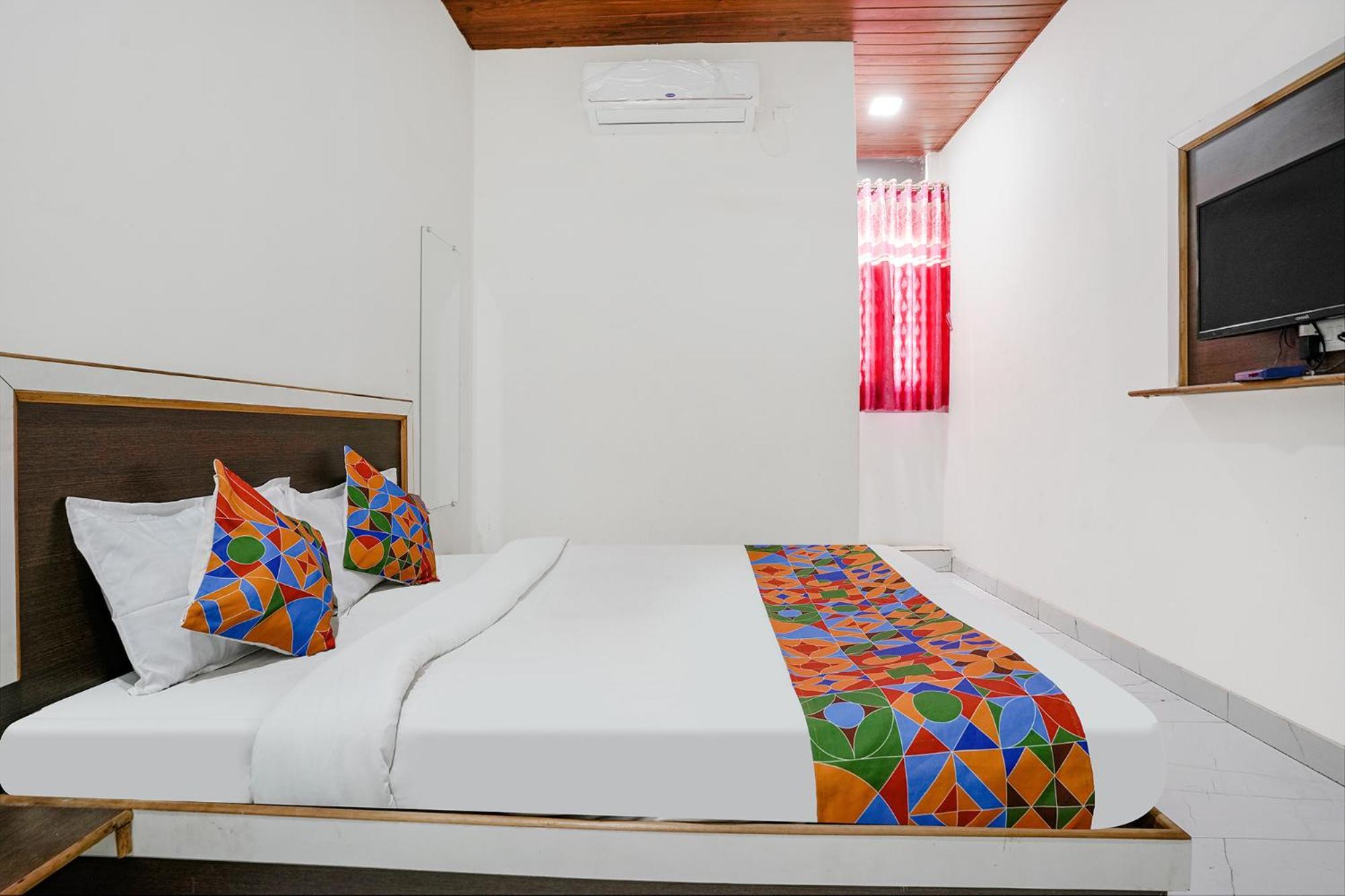 Fabexpress Sai Lodging I - Nr Nashik Railway Station Zewnętrze zdjęcie