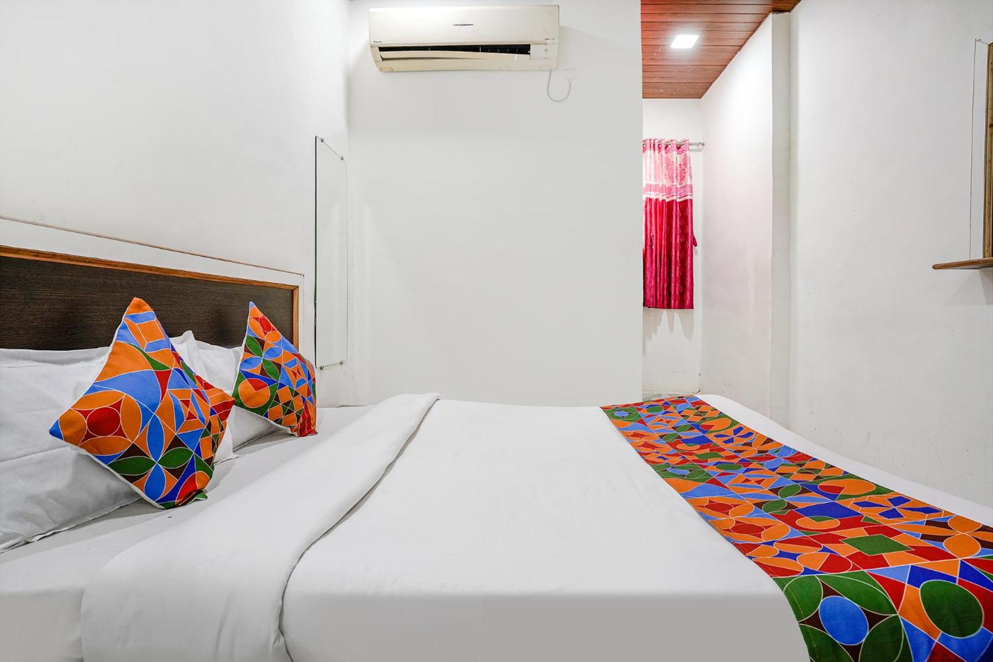 Fabexpress Sai Lodging I - Nr Nashik Railway Station Zewnętrze zdjęcie
